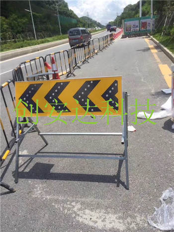 深圳太陽能導(dǎo)向牌安裝圖