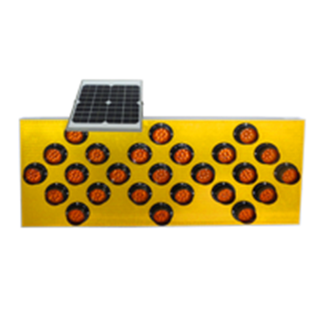 太陽(yáng)能25燈施工導(dǎo)向牌