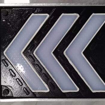 鑄鐵斑馬線LED箭頭方磚