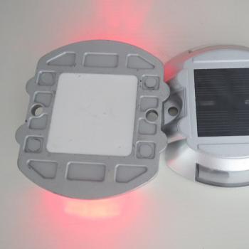 太陽能馬蹄形道釘燈